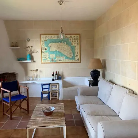 Casa Con Jardin ,vistas Al Mar Y Atardecer En Playas De Fornells Apartment Es Mercadal