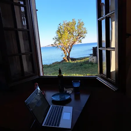 Casa Con Jardin ,vistas Al Mar Y Atardecer En Playas De Fornells * Es Mercadal
